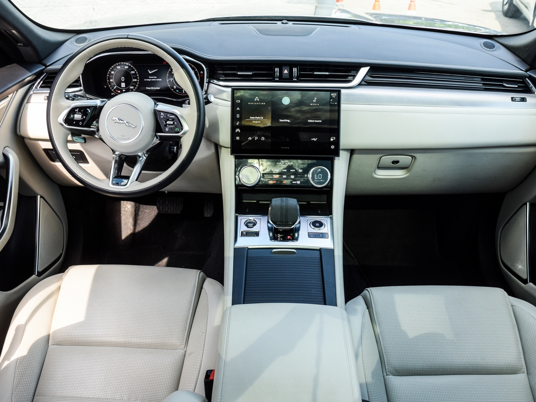2024 Jaguar F-PACE P250 R-Dynamic S, Toronto, Cash