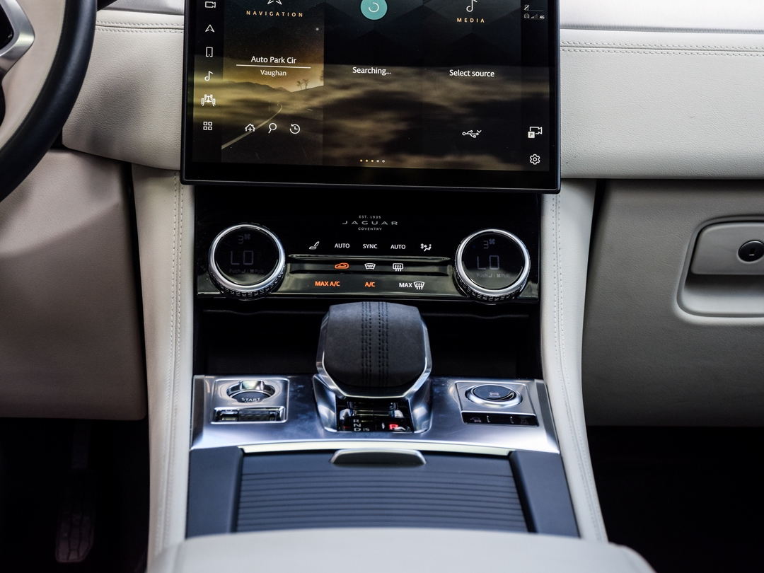 2024 Jaguar F-PACE P250 R-Dynamic S, Toronto, Cash