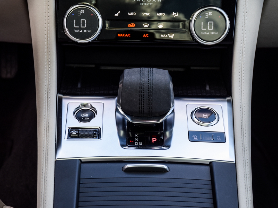 2024 Jaguar F-PACE P250 R-Dynamic S, Toronto, Cash