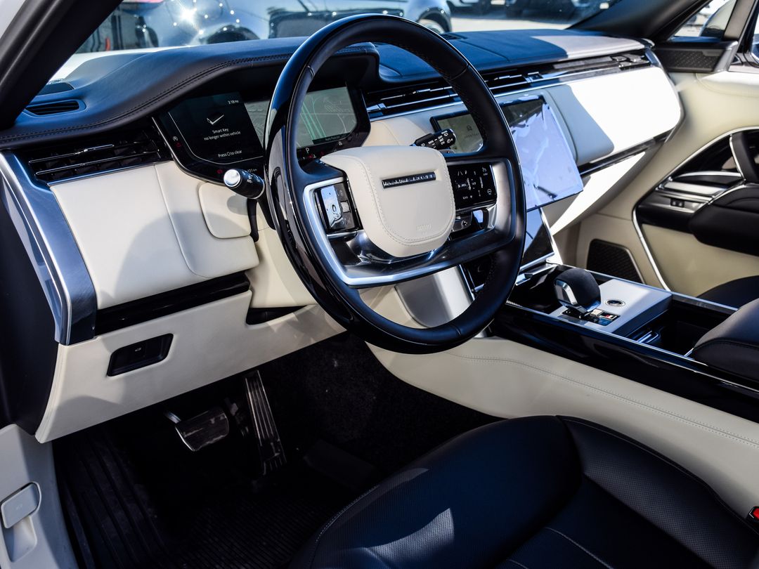 2024 Land Rover Range Rover Autobiography - LWB 7 SEAT Ice White, Toronto, Cash