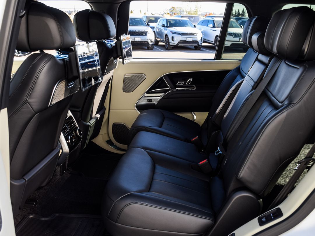 2024 Land Rover Range Rover Autobiography - LWB 7 SEAT Ice White, Toronto, Cash