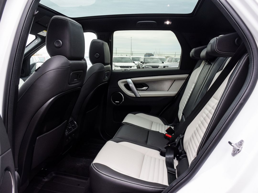 2024 Land Rover Discovery Sport Dynamic HSE 4WD, Toronto, Cash