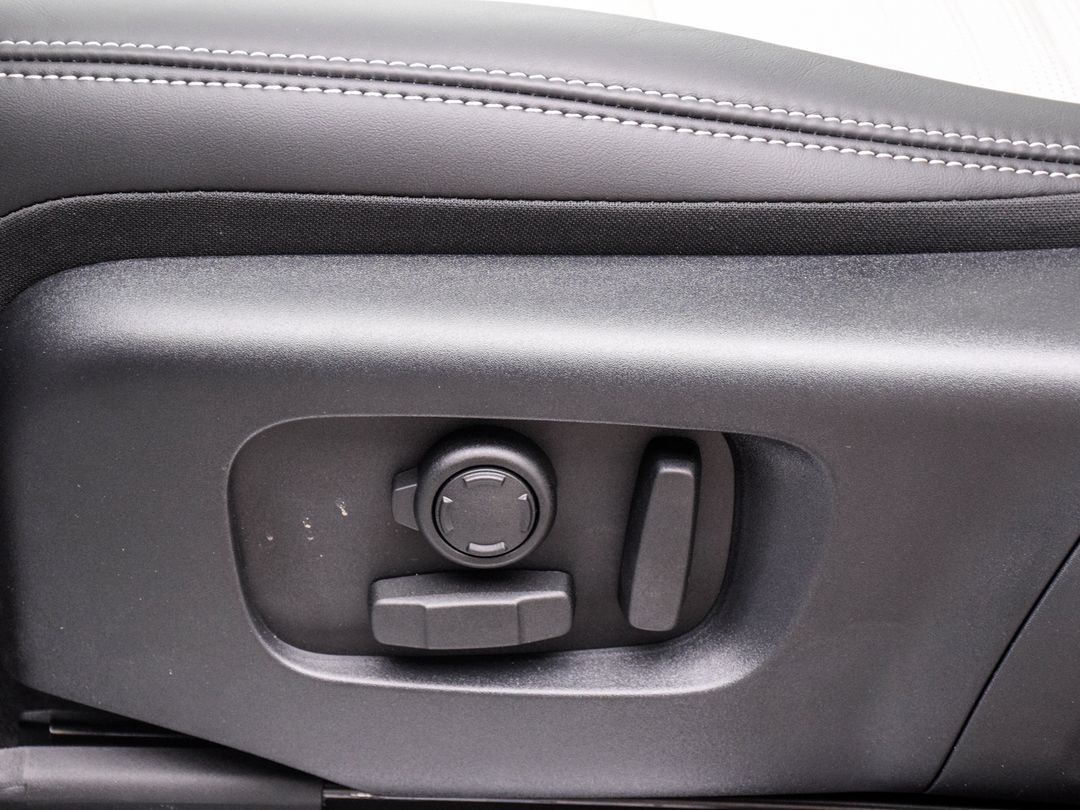 2024 Land Rover Discovery Sport Dynamic HSE 4WD, Toronto, Cash