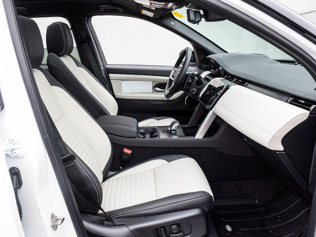 2024 Land Rover Discovery Sport Dynamic HSE 4WD, Toronto, Cash