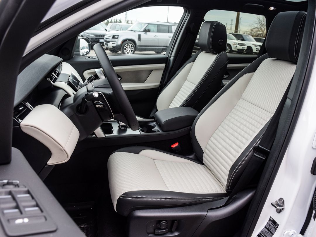 2024 Land Rover Discovery Sport Dynamic HSE 4WD, Toronto, Cash