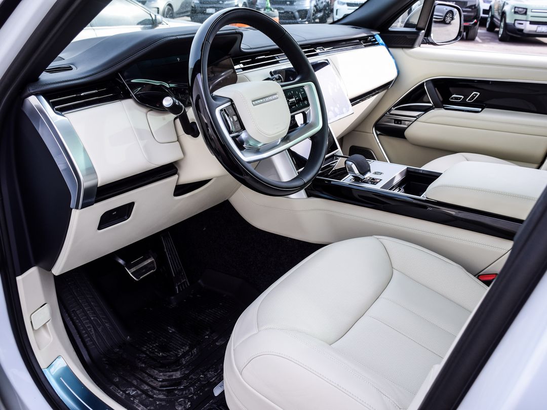 2024 Land Rover Range Rover Autobiography, Toronto, Cash