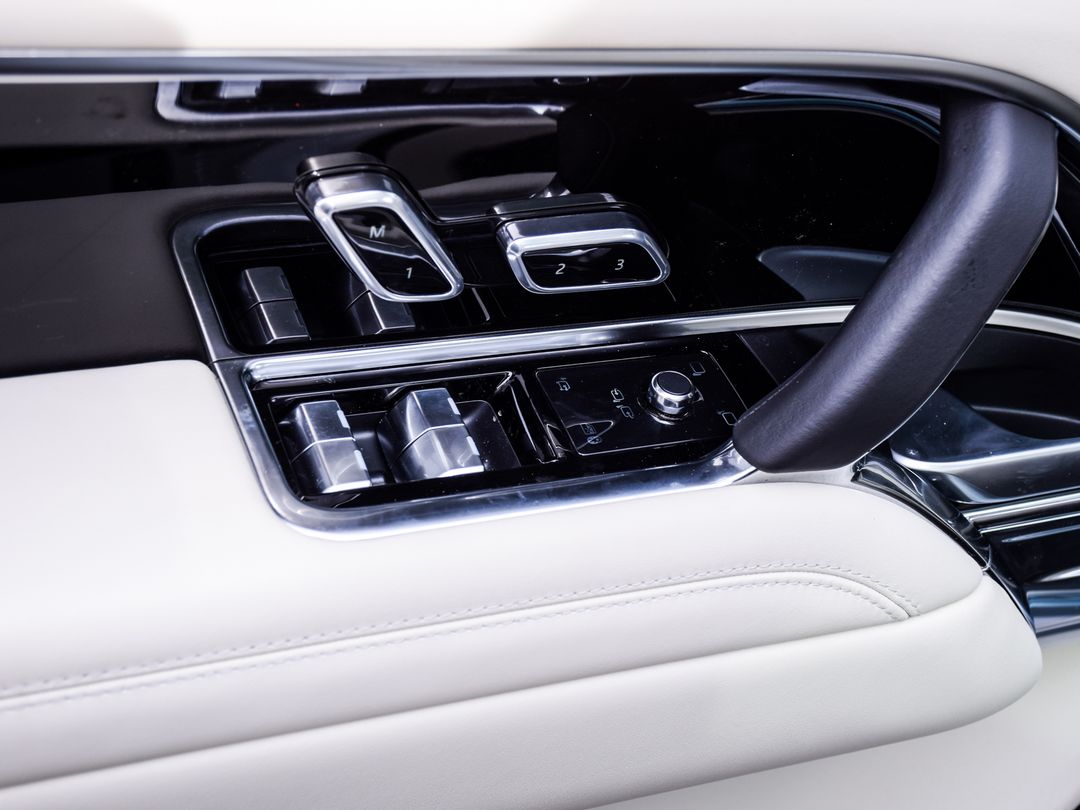 2024 Land Rover Range Rover Autobiography, Toronto, Cash