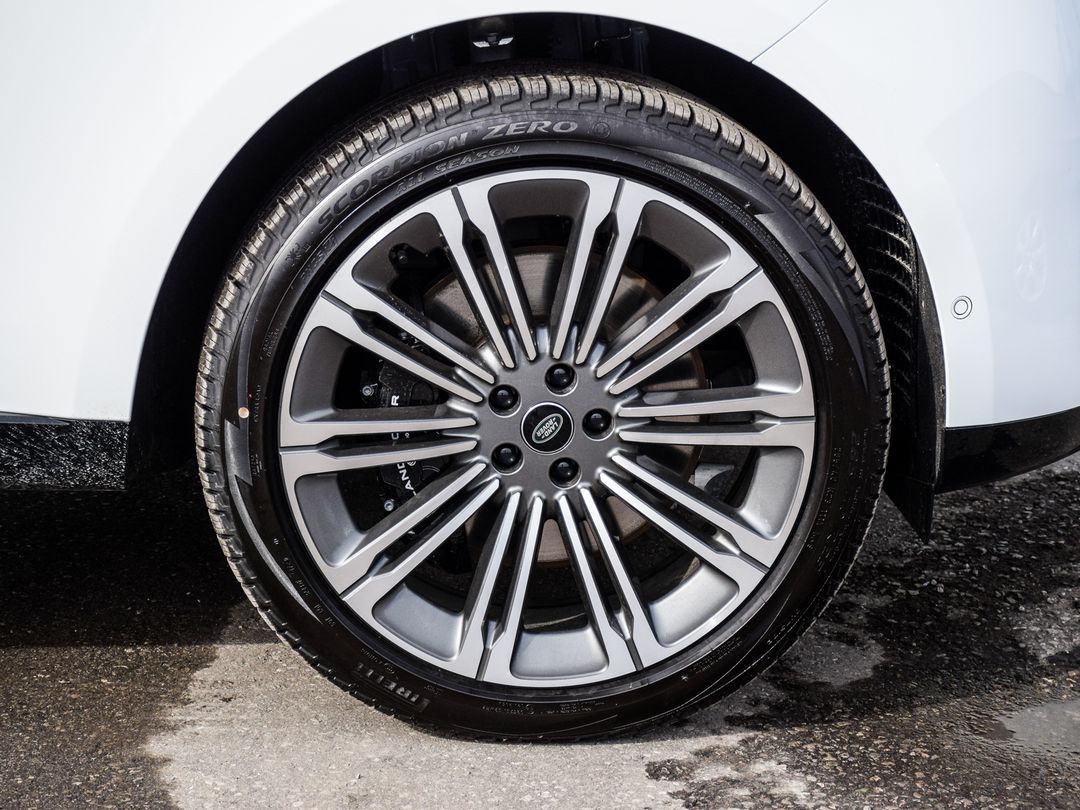 2024 Land Rover Range Rover Autobiography, Toronto, Cash