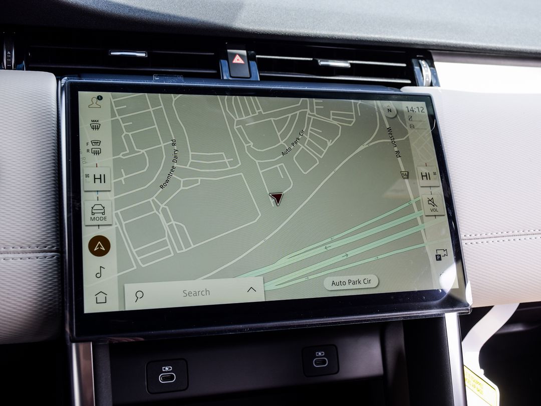 2024 Land Rover Discovery Sport Dynamic SE 4WD, Toronto, Cash