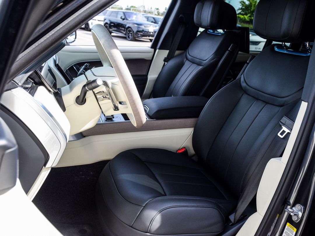 2024 Land Rover Range Rover Autobiography - LWB, Toronto, Cash