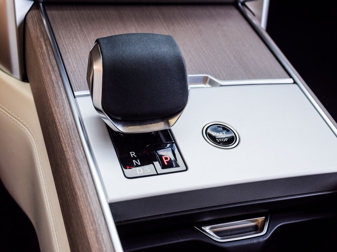 2024 Land Rover Range Rover Autobiography - LWB, Toronto, Cash