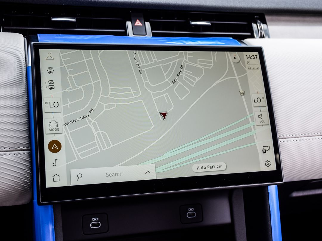 2024 Land Rover Discovery Sport Dynamic SE 4WD, Toronto, Cash