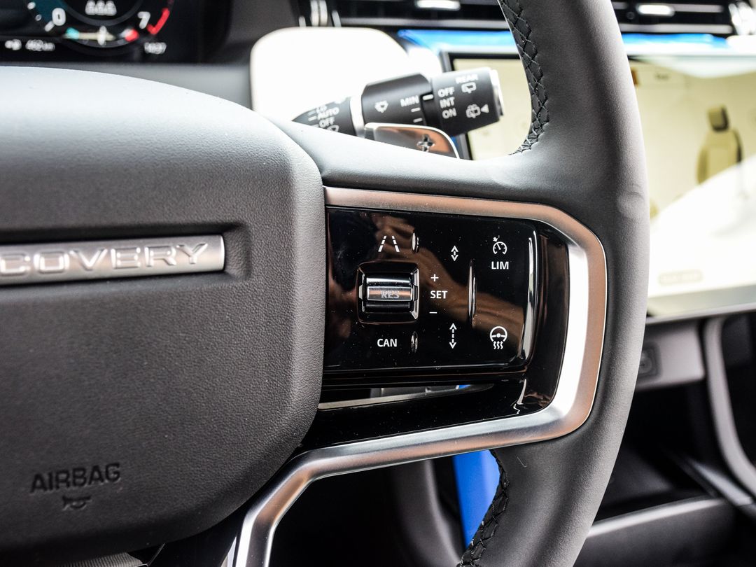 2024 Land Rover Discovery Sport Dynamic SE 4WD, Toronto, Cash