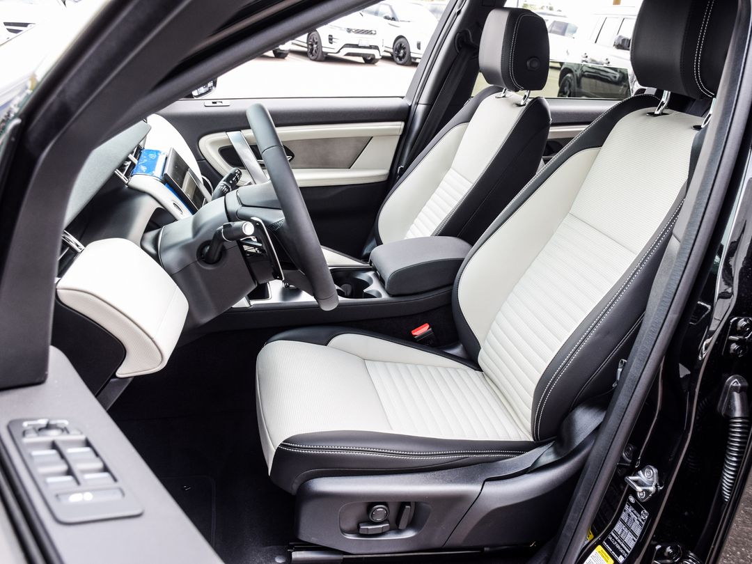 2024 Land Rover Discovery Sport Dynamic SE 4WD, Toronto, Cash