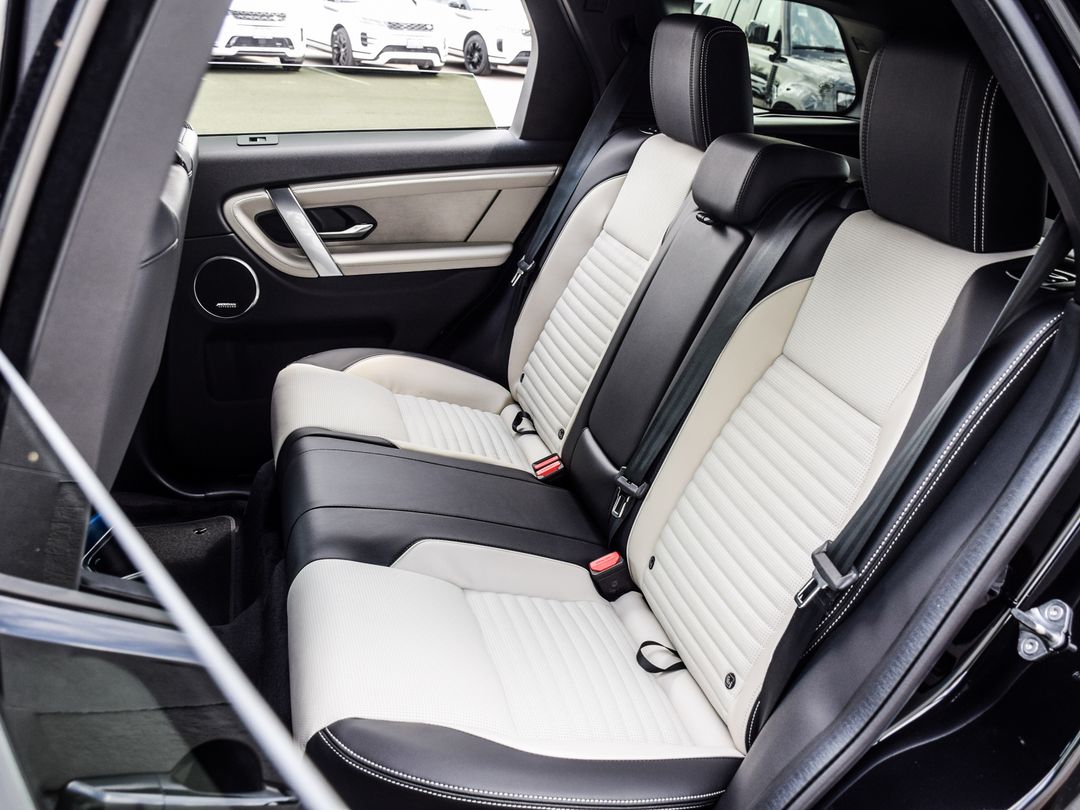 2024 Land Rover Discovery Sport Dynamic SE 4WD, Toronto, Cash