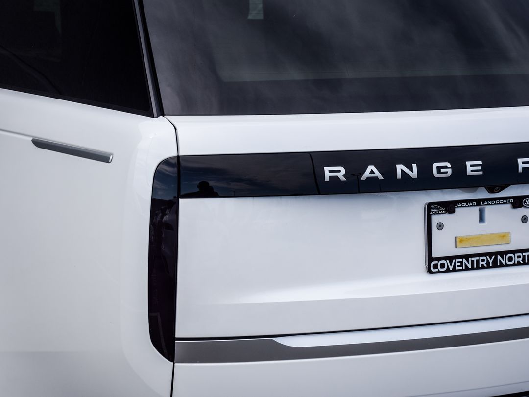 2024 Land Rover Range Rover P530 Autobiography SWB, Toronto, Cash