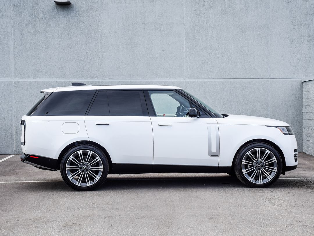 2024 Land Rover Range Rover P530 Autobiography SWB, Toronto, Cash