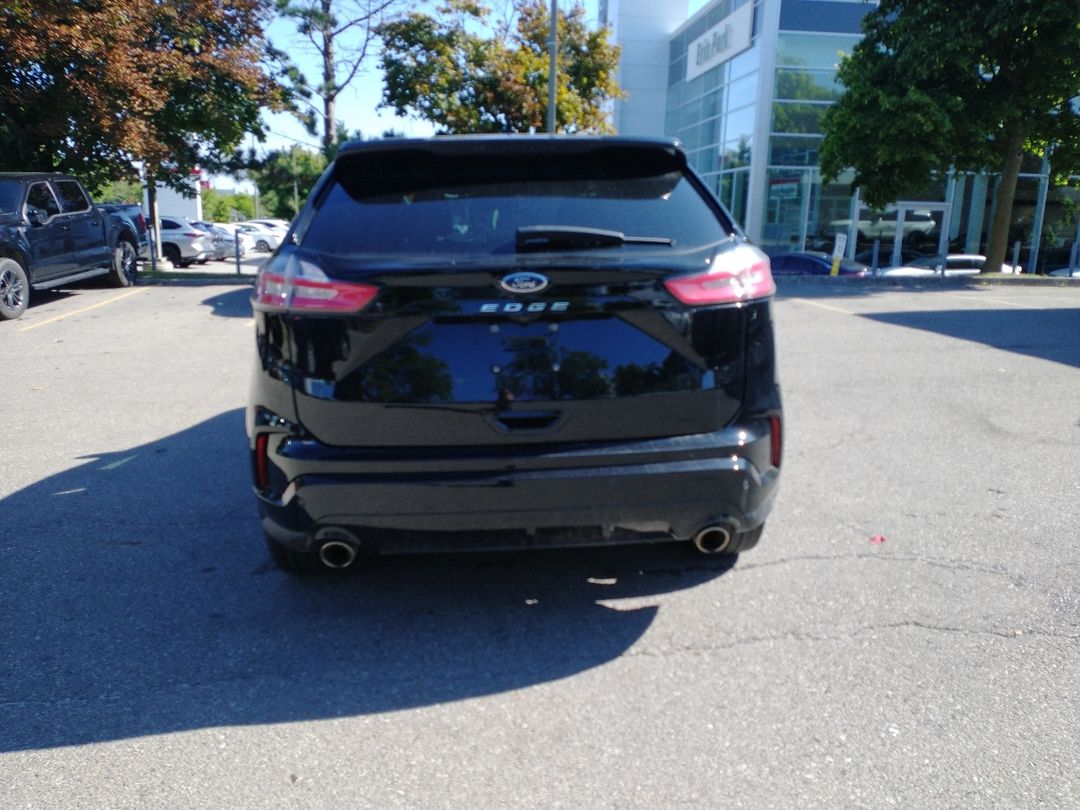 used 2021 Ford Edge car, priced at $31,998