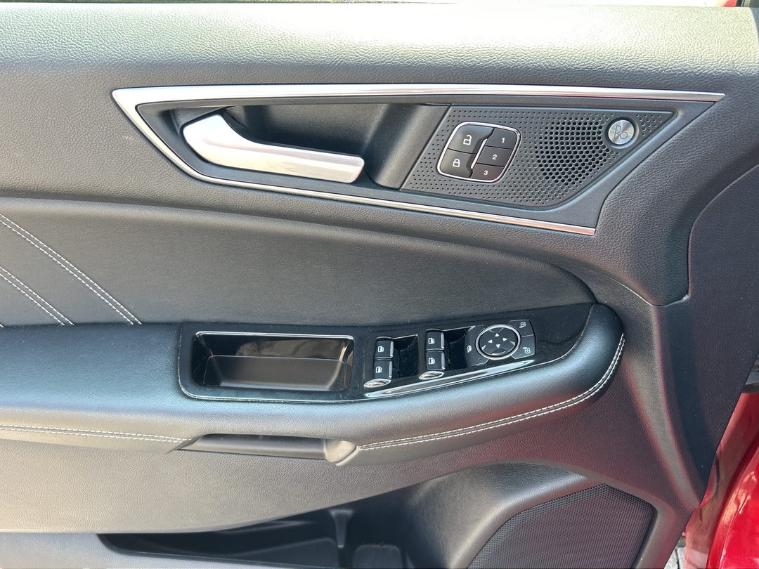 used 2020 Ford Edge car, priced at $30,988