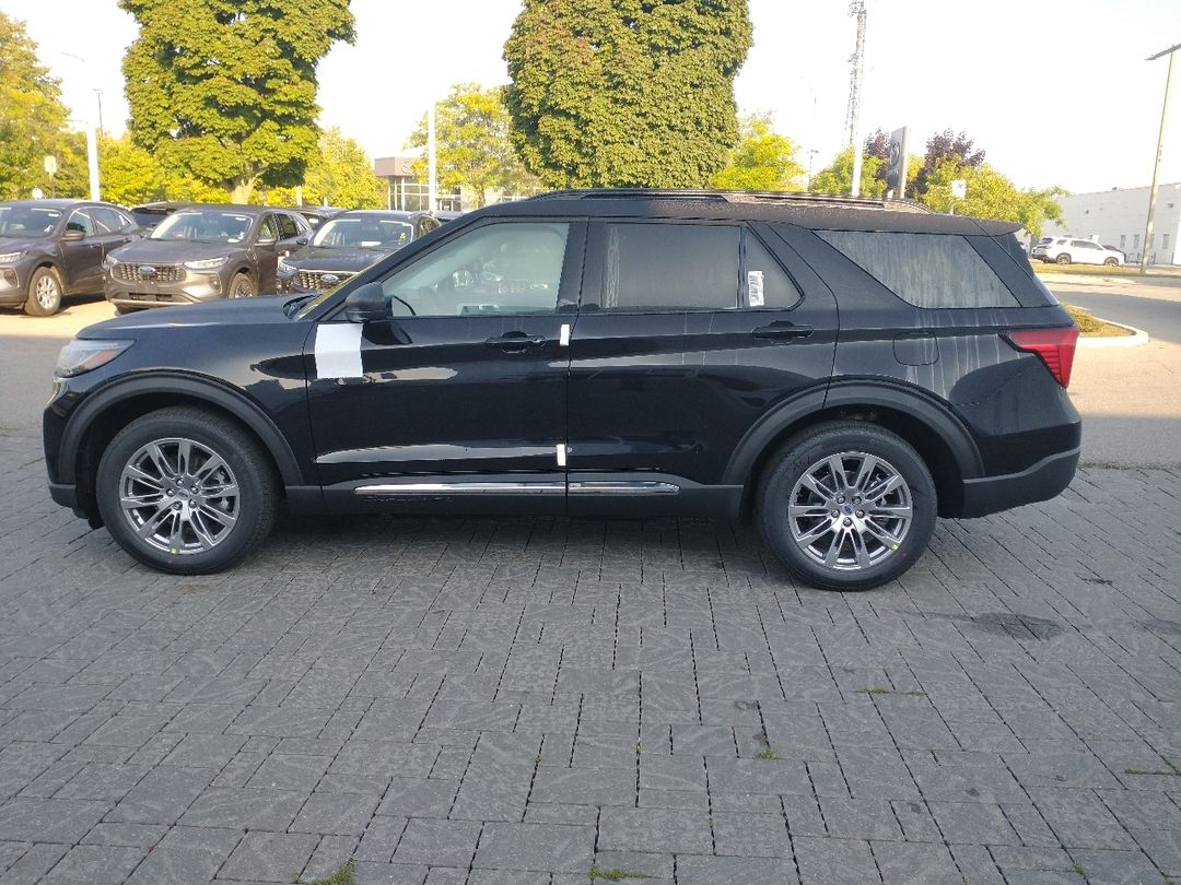 new 2025 Ford Explorer car, priced at $56,380