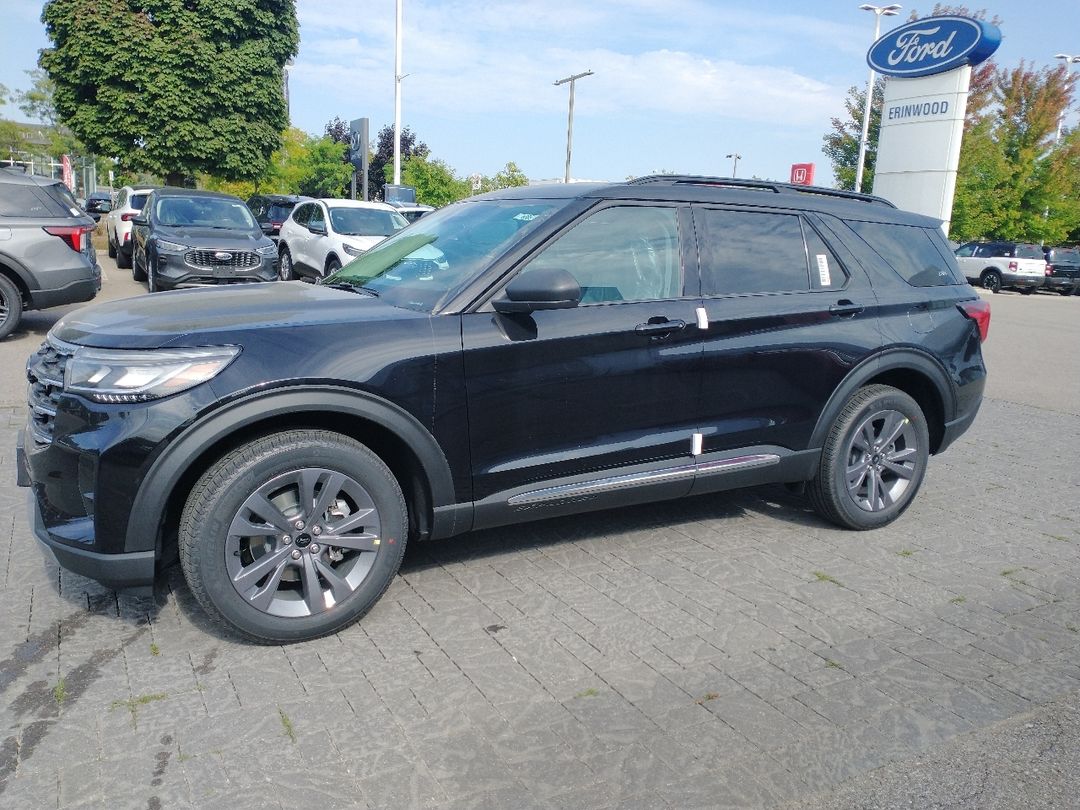 new 2025 Ford Explorer car, priced at $56,880