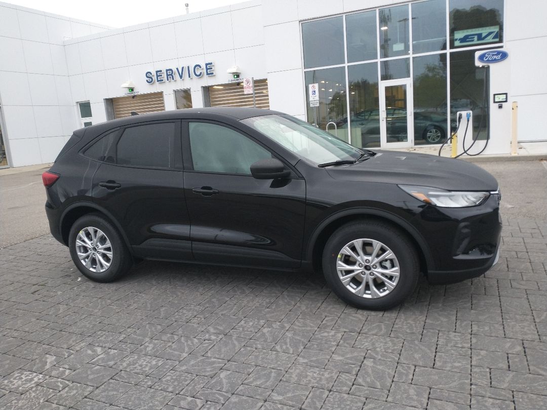 new 2025 Ford Escape car, priced at $37,744