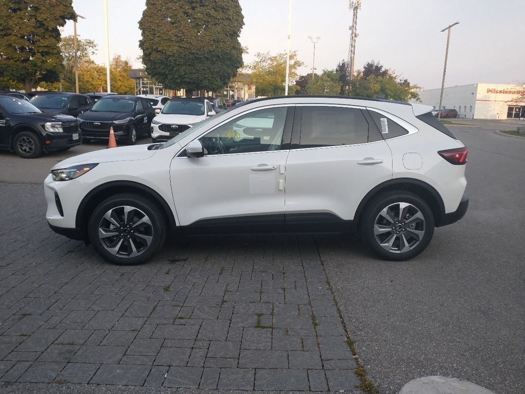 new 2025 Ford Escape car, priced at $49,919