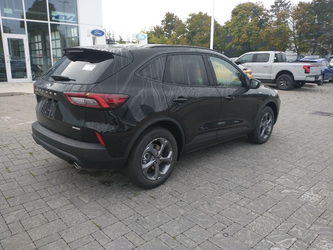 new 2025 Ford Escape car, priced at $40,594