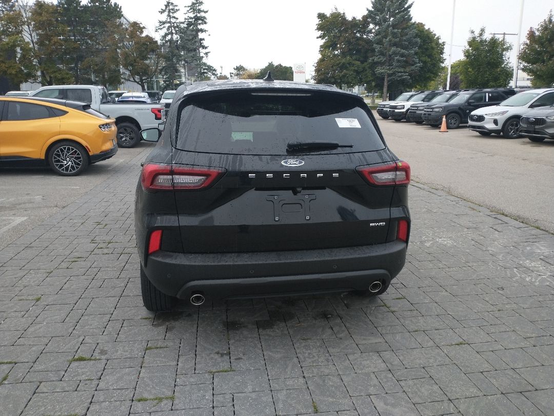 new 2025 Ford Escape car, priced at $40,594