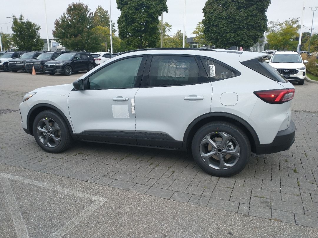 new 2025 Ford Escape car, priced at $39,094