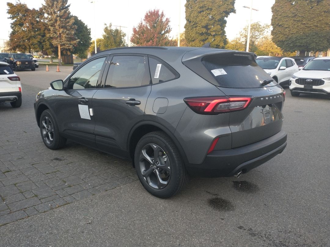 new 2025 Ford Escape car, priced at $40,594