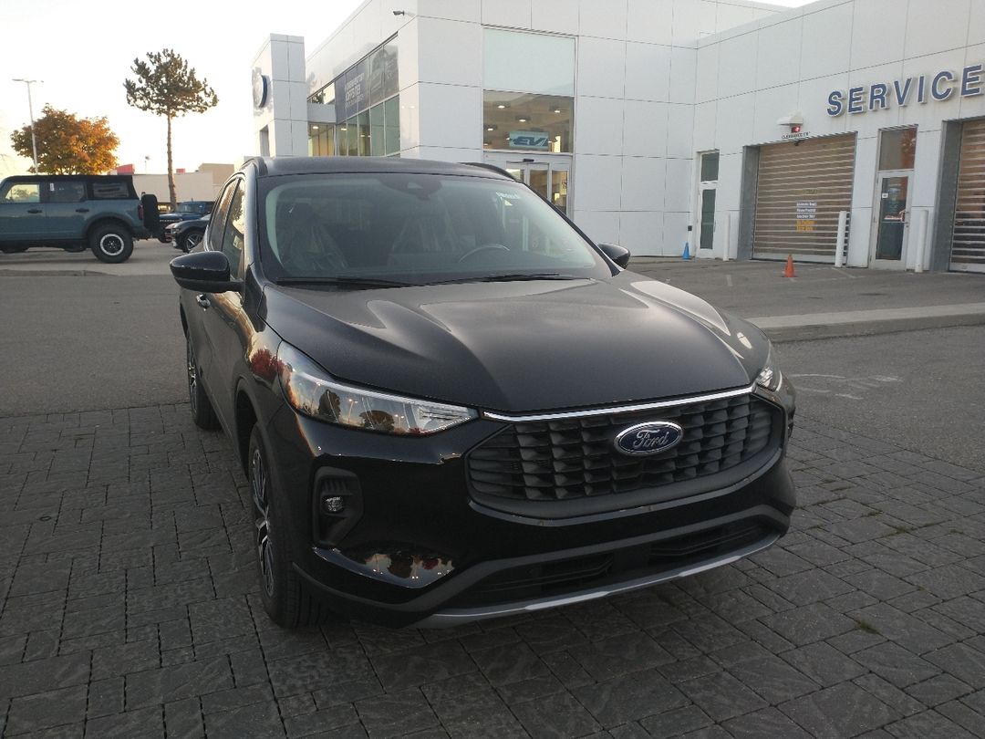 new 2025 Ford Escape car, priced at $46,494