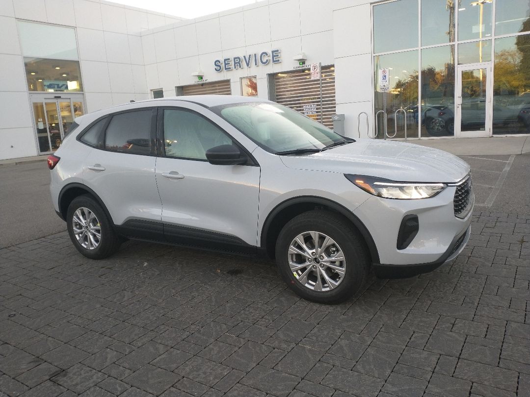 new 2025 Ford Escape car, priced at $39,244