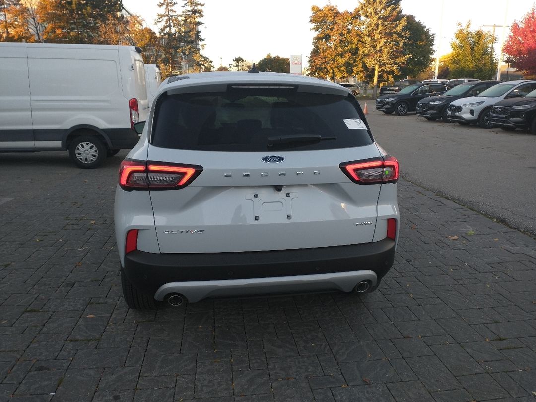 new 2025 Ford Escape car, priced at $39,294