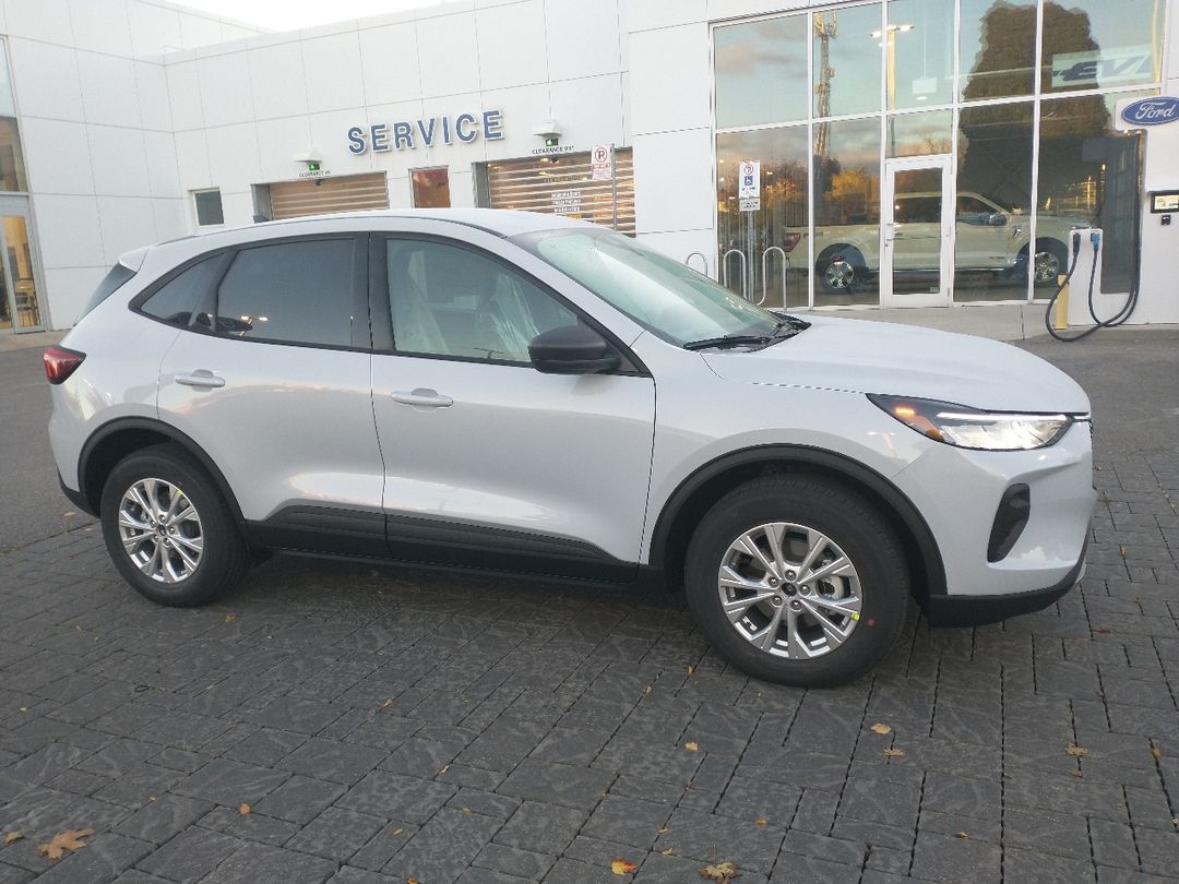 new 2025 Ford Escape car, priced at $39,294