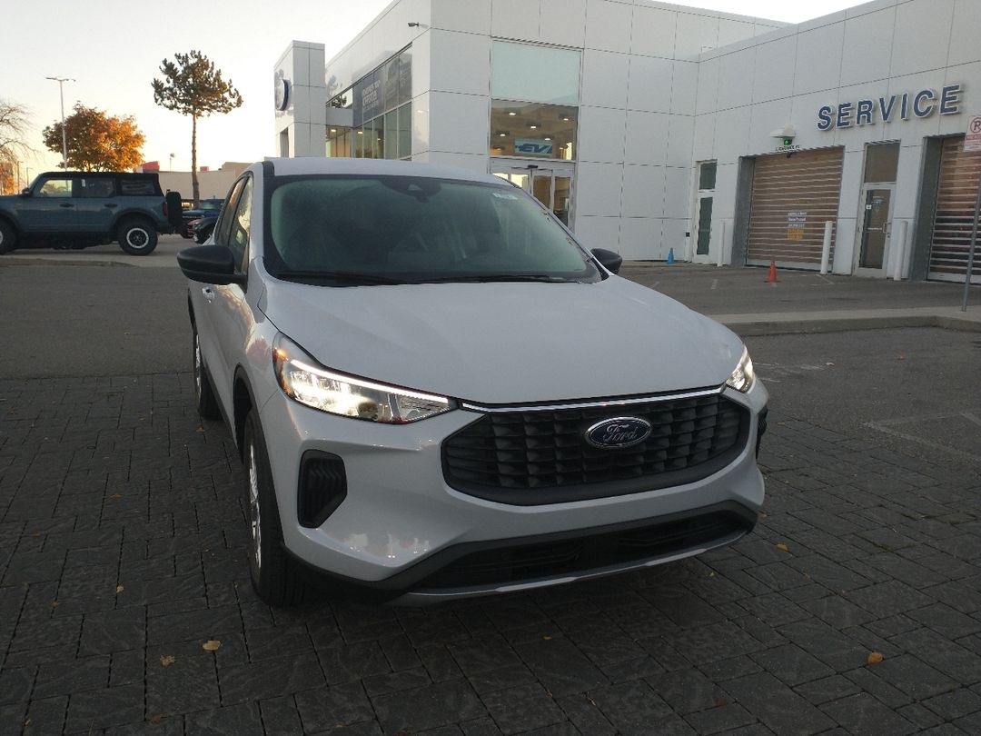 new 2025 Ford Escape car, priced at $39,294