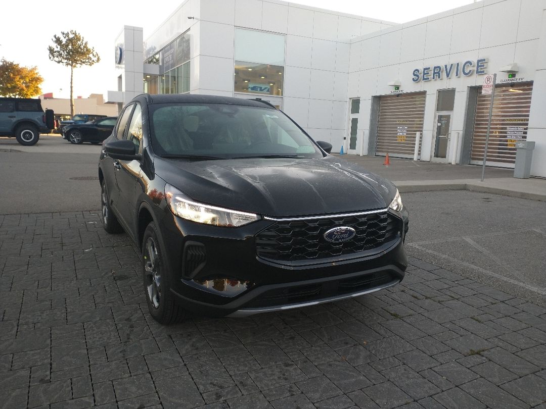 new 2025 Ford Escape car, priced at $40,594