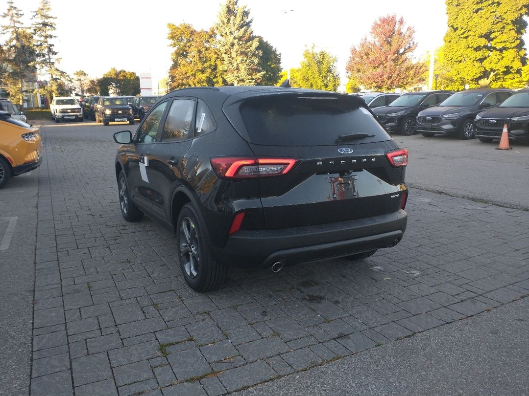 new 2025 Ford Escape car, priced at $40,594