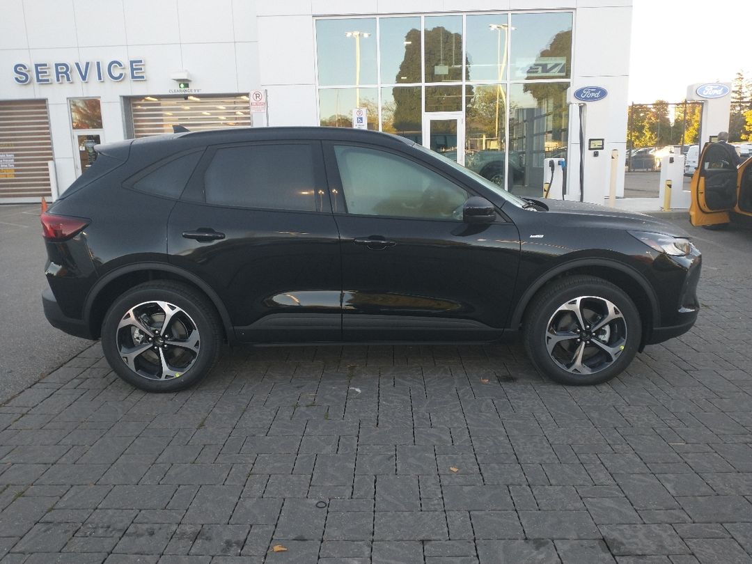 new 2025 Ford Escape car, priced at $47,169