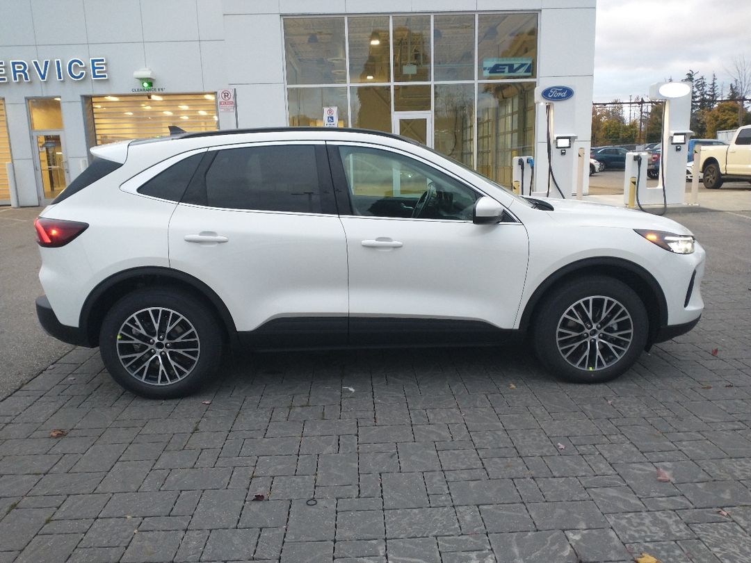 new 2025 Ford Escape car, priced at $49,844