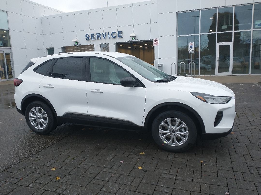 new 2025 Ford Escape car, priced at $39,294