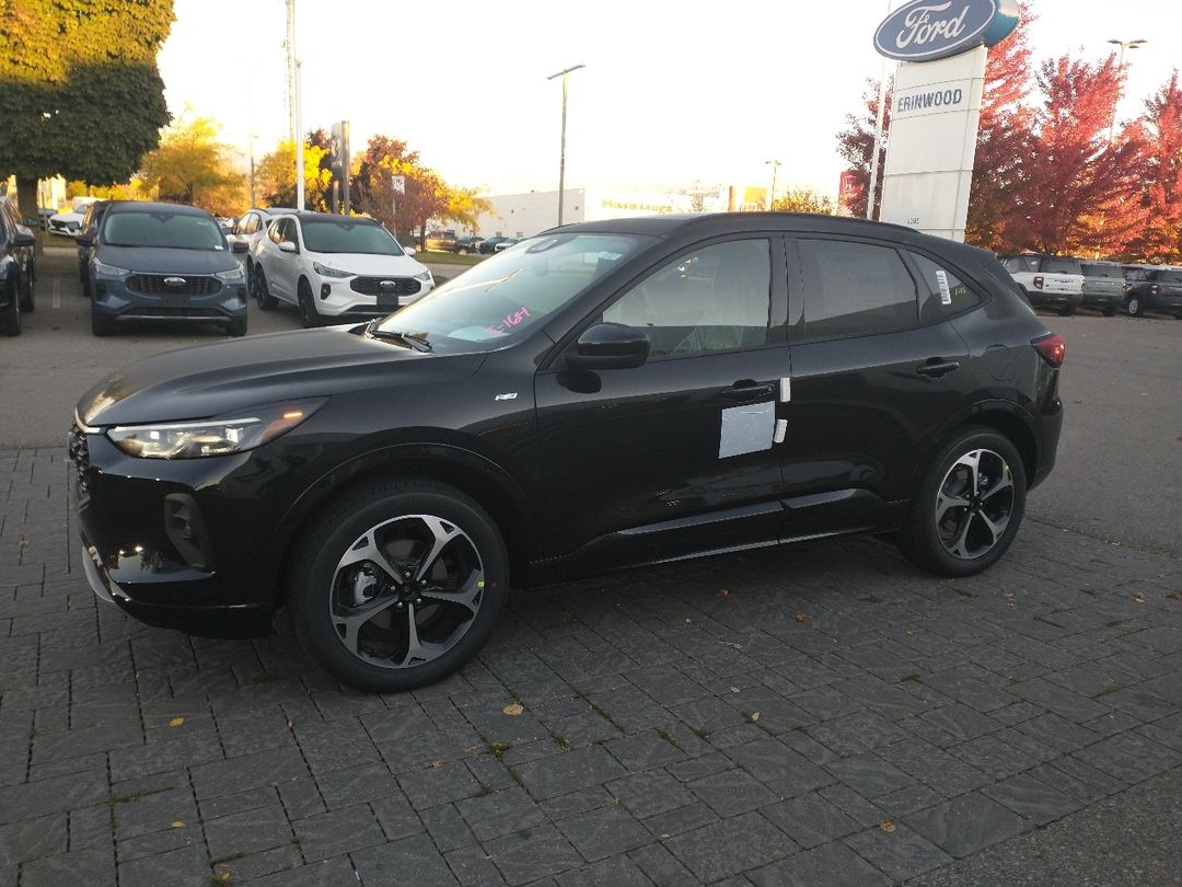 new 2025 Ford Escape car, priced at $51,894