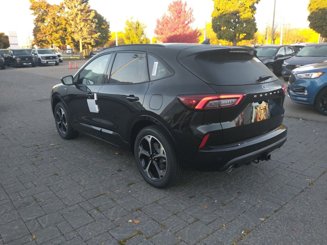 new 2025 Ford Escape car, priced at $51,894