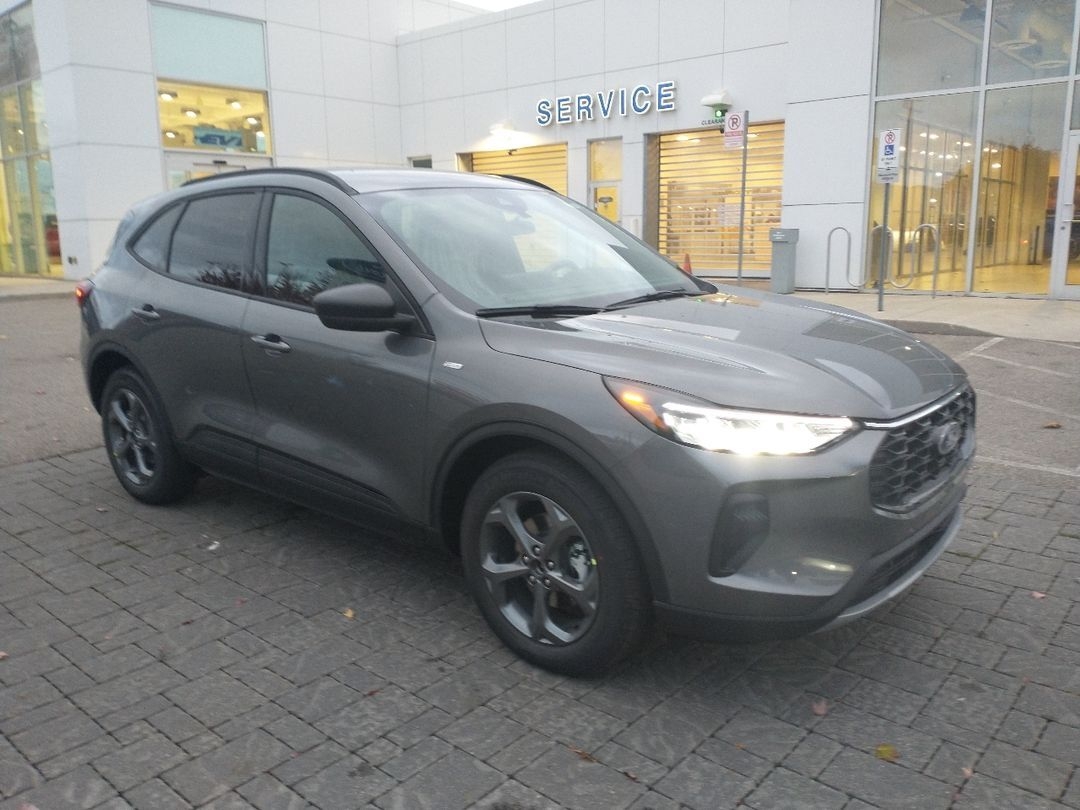 new 2025 Ford Escape car, priced at $46,094