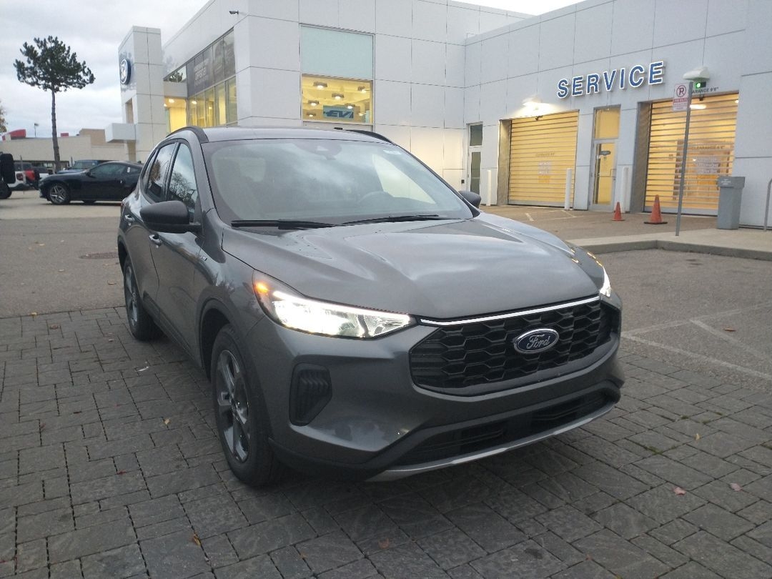 new 2025 Ford Escape car, priced at $46,094