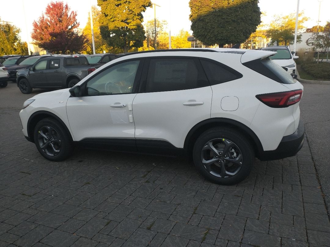 new 2025 Ford Escape car, priced at $47,394