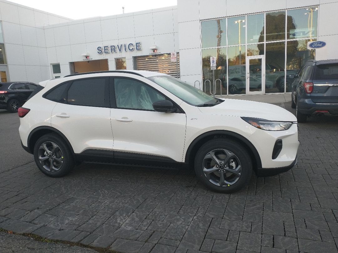 new 2025 Ford Escape car, priced at $47,394