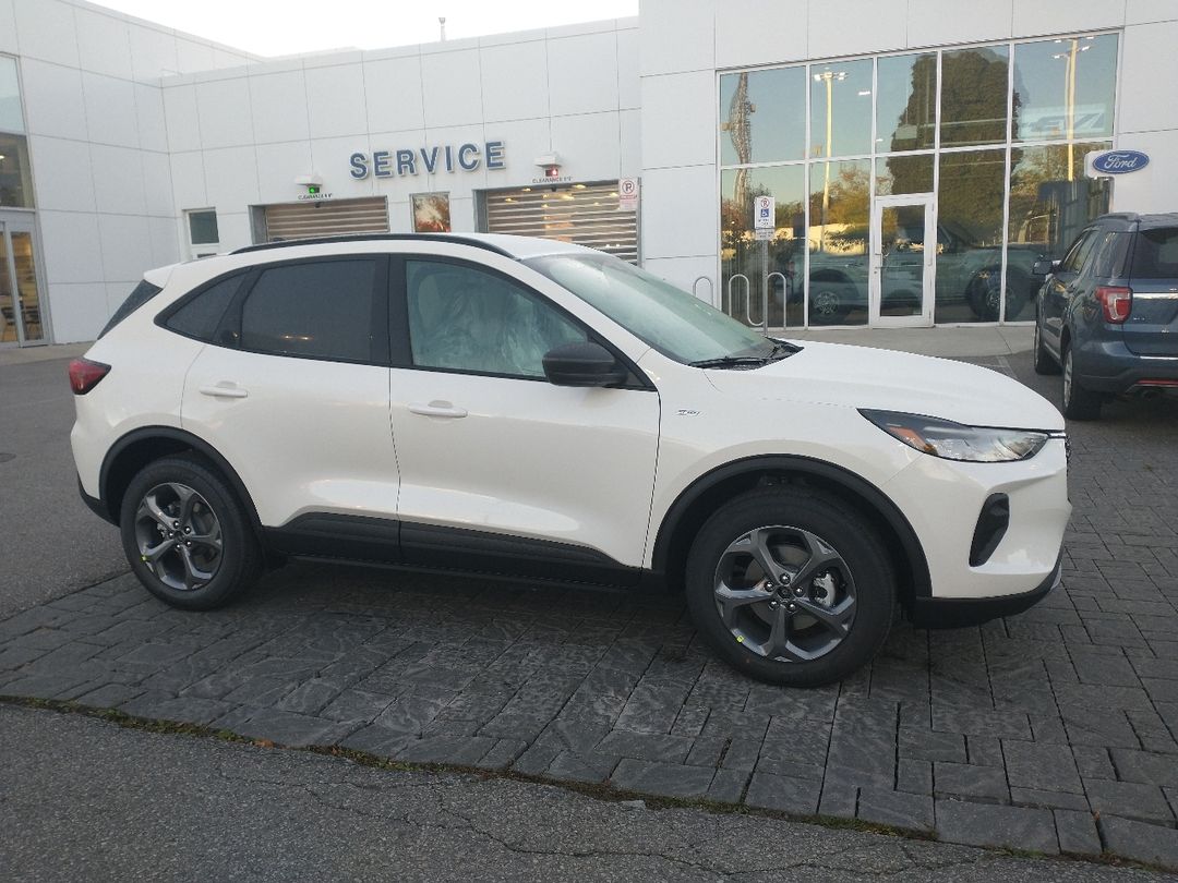 new 2025 Ford Escape car, priced at $41,394