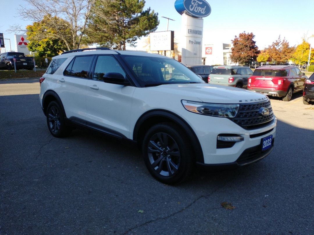 used 2022 Ford Explorer car, priced at $33,998