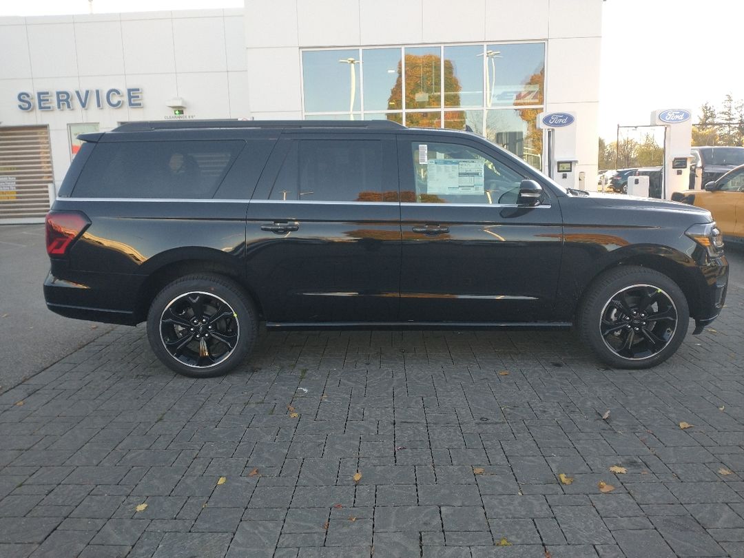 new 2024 Ford Expedition car, priced at $105,135